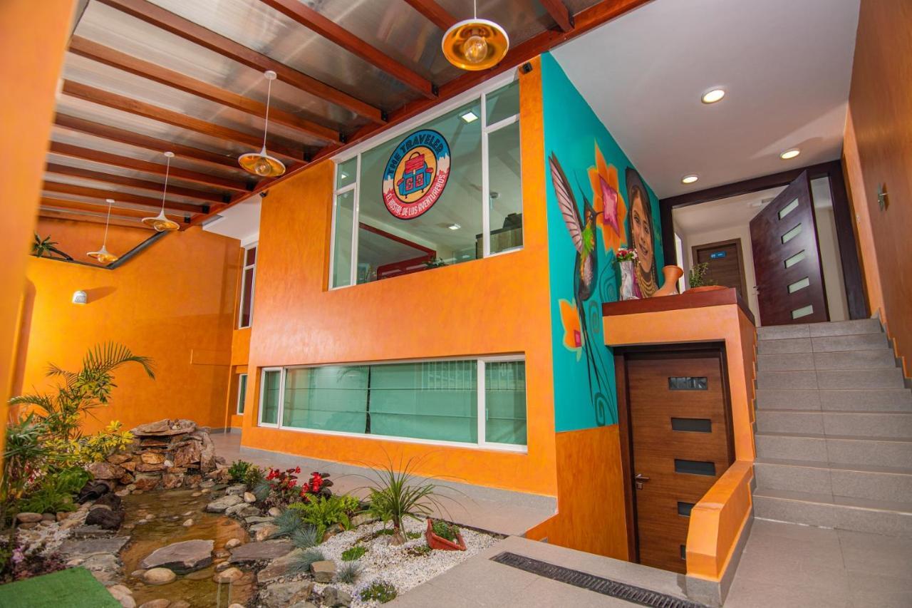 The Traveler Hostel Otavalo Exterior photo